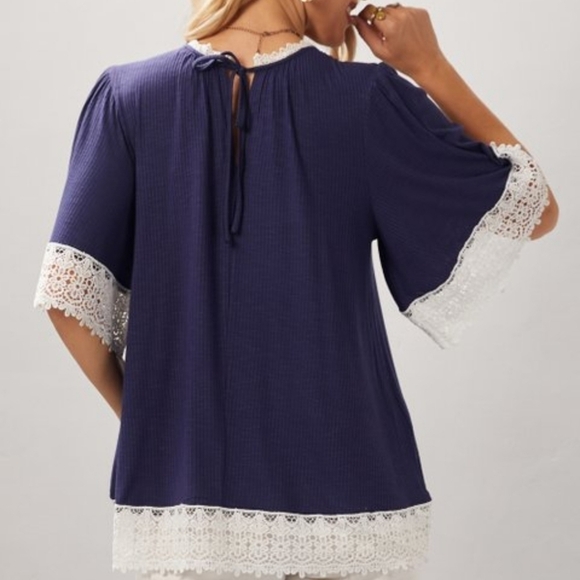 NWT Suzanne Betro ribbed navy wide sleeve embroidered trim flowy top R51 - Picture 2 of 8